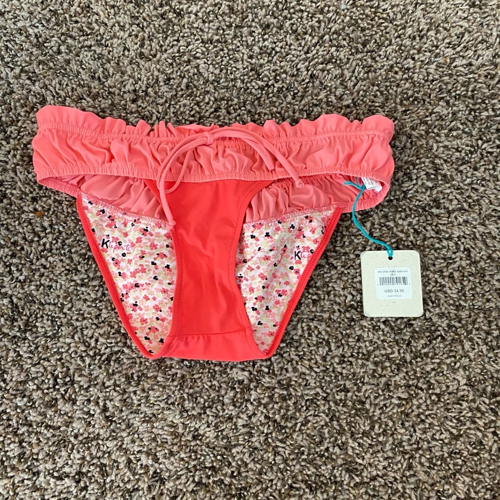 Coral Swim Bottom